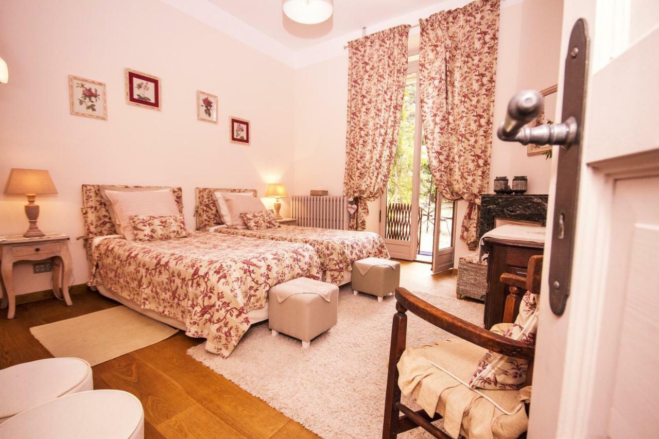 Les Luz - Chambres D'Hotes Uzeste ภายนอก รูปภาพ